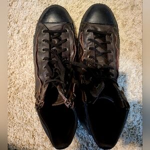 Men's Black/Chocolate Leather Converse